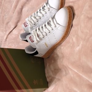 Adidas Stan Smith Size 9